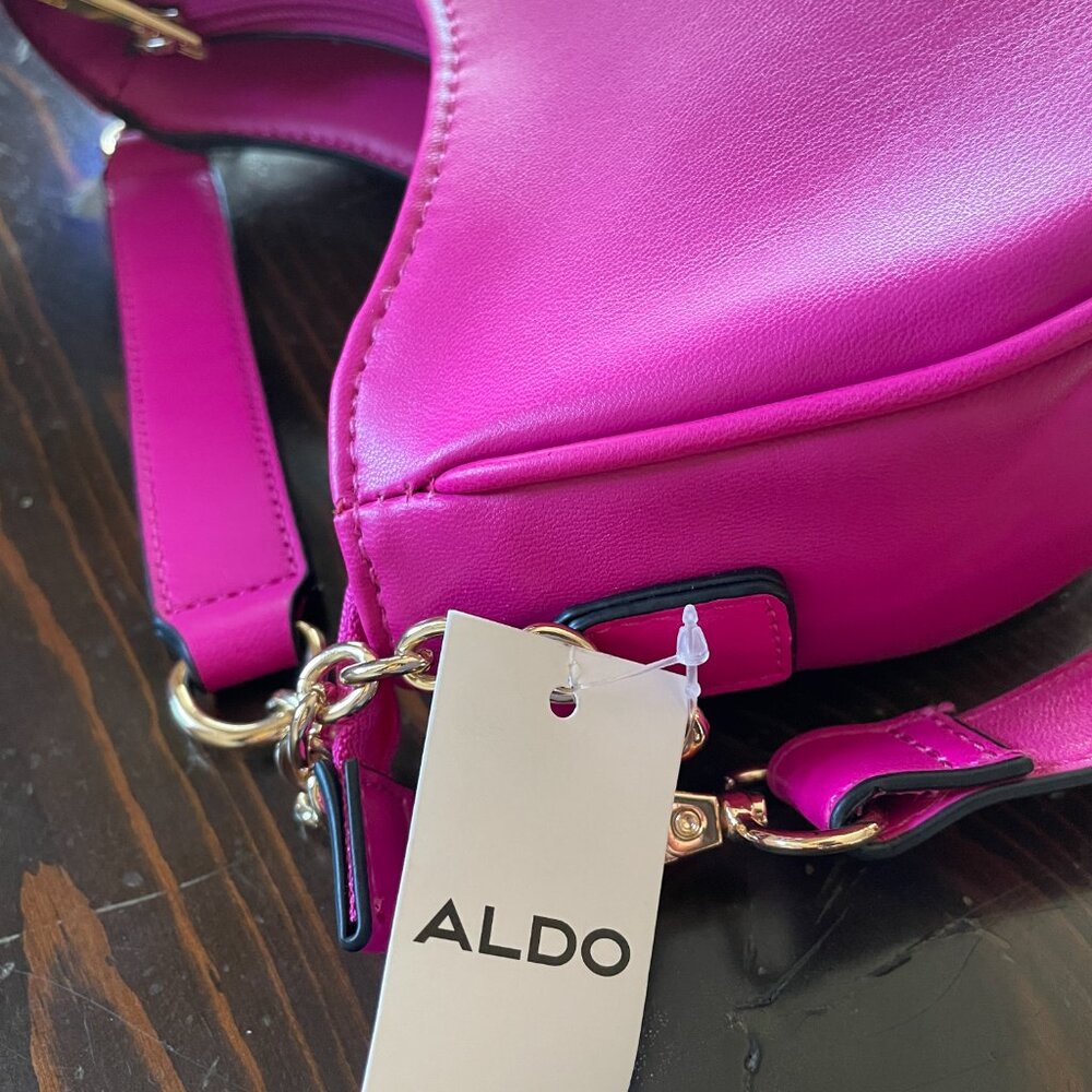 FIRM. Vintage ALDO Crossbody Shoulder Purse, Gorgeous Fuchsia & Gold. - Picture 3 of 13